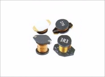 從手機(jī)顯示器上看，谷景強(qiáng)大的非屏蔽貼片電感生產(chǎn)能力